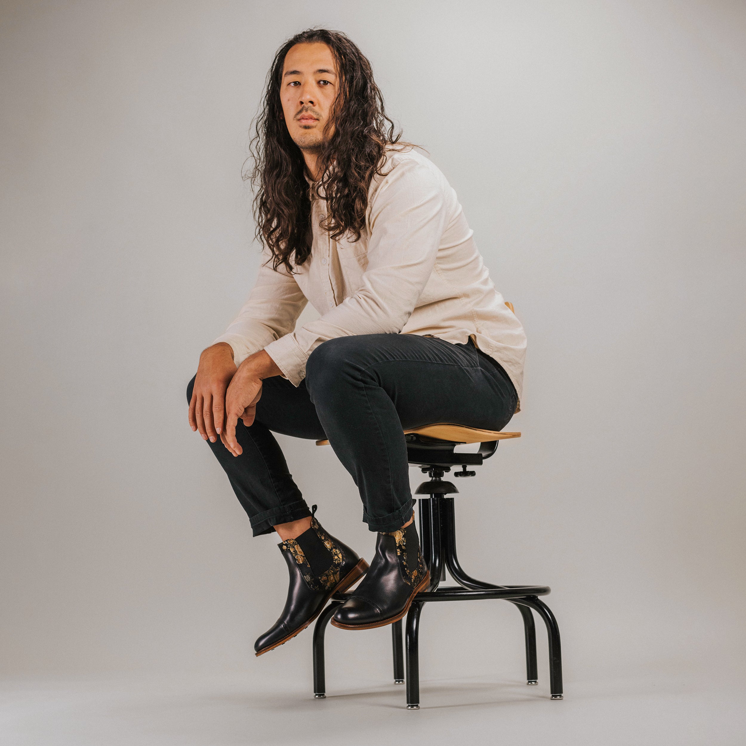 The Valencia Chelsea Boot in Eden Noir 3 The Valencia Chelsea Boot in Eden Noir